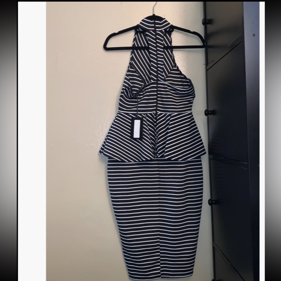 NWT Boohoo stripe peplum dress - Picture 8 of 10